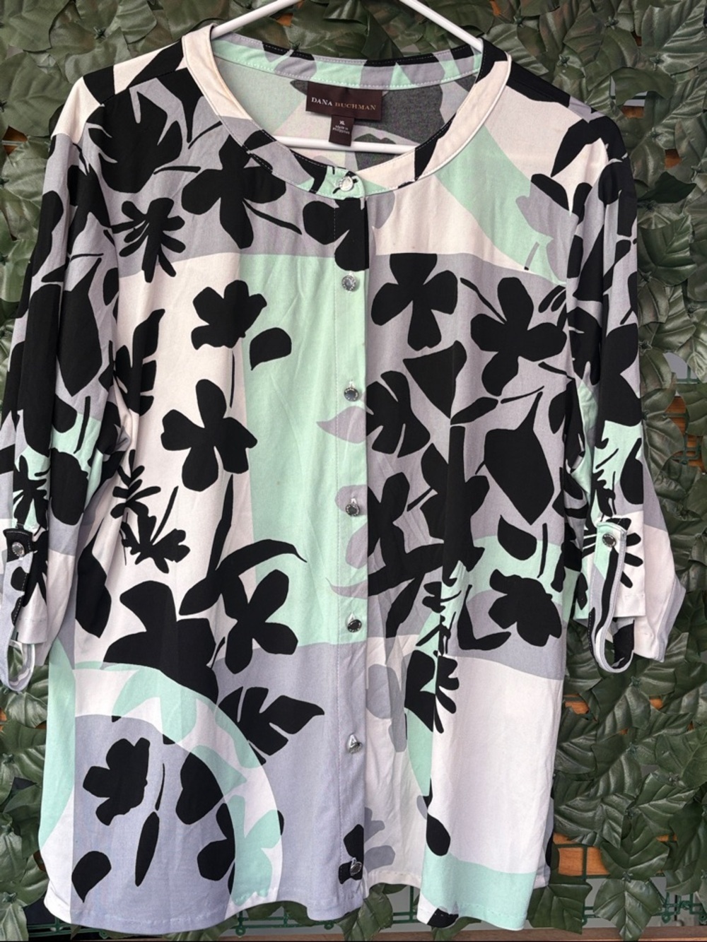 Dana Buchman Mint, Black & Gray Floral Button-Front Blouse size XL